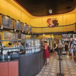 Hyperion Espresso - Inside
