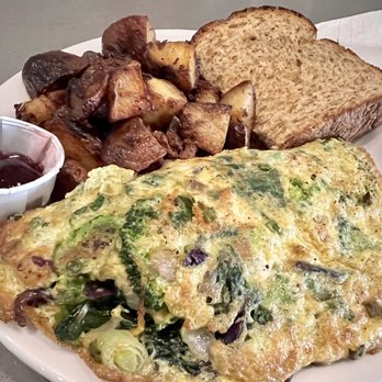 Manatee Cafe - Omelette - Breakfast & Brunch Near Me - Saint Augustine, Florida