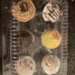 Assorted cupcakes