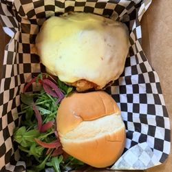 MAD RIVER KITCHEN - Chicken parm sandwich