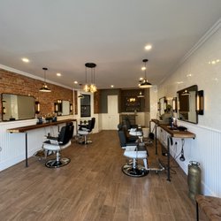 The Vanderbilt Barber - Come On In !!