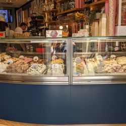 Alpz Gelato und Café