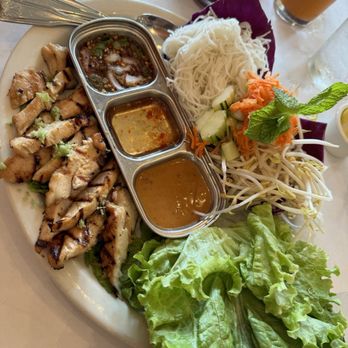 Thai Bistro - Chicken Thai Lettuce Wrap - Thai Near Me - Houston, Texas