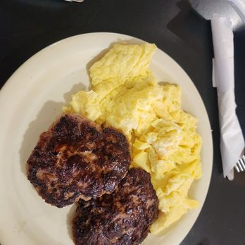 Bisbee Breakfast Club - Scramble eggs with patty sausages - American Near Me - Bisbee, Arizona Bisbee Breakfast Club - Scramble eggs with patty sausages - American Near Me - Bisbee, Arizona