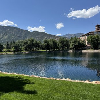 The Broadmoor - pond - Resorts Near Me - Colorado Springs, Colorado The Broadmoor - pond - Resorts Near Me - Colorado Springs, Colorado