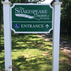 The Shakespeare Theatre of New Jersey - Royal Family - good performances - not a great play but good meat for actors