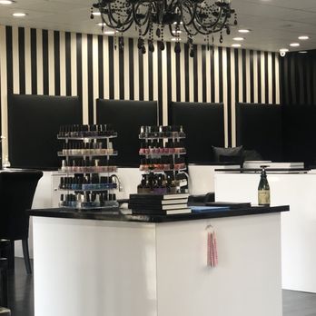 M Nail Bar - Nail Salons Near Me - Villa Park, California