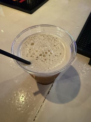 Thurst Lounge by null