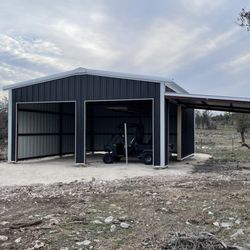 Metal Mart - My first building. With some knowledge from metal mart I made this.