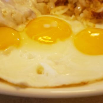 Zebb's Family Restaurant - American Near Me - Milwaukee, Wisconsin