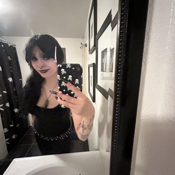Royal Bartending School - feelin confident - Bartending Schools Near Me - Pomona, California Royal Bartending School - feelin confident - Bartending Schools Near Me - Pomona, California