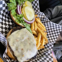 Tap House Cheese Burger