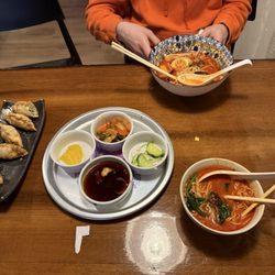 Maru Ramen & Korean Cuisine - Fried Gyoza spicy chicken ramen
