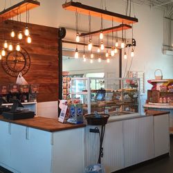 Farmers Table - Front bar