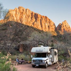 Road Bear RV Rentals