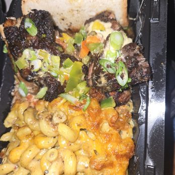 Jerk at Nite - Mac and jerk box - Caribbean Near Me - Detroit, Michigan Jerk at Nite - Mac and jerk box - Caribbean Near Me - Detroit, Michigan