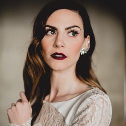 Phoenix Makeup Collective - Erin and her gorgeous dark lips.
