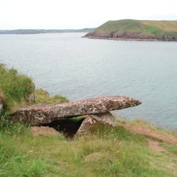 King's Quoit - King's Quoit, above Manorbier Beach, South Wales