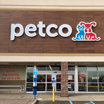 Petco - Entrance - Pet Training Near Me - East Windsor, New Jersey