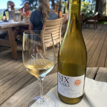 Six Peaks Winery - Wineries Near Me - Hillsboro, Oregon Six Peaks Winery - Wineries Near Me - Hillsboro, Oregon