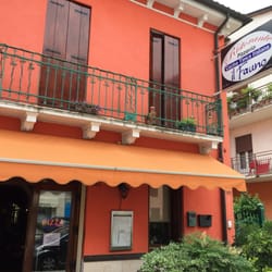 Pizzeria Il Fauno - The restaurant has a diverse home cooked menu and ample seating. Great for groups or kids.