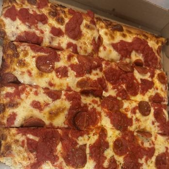 Caserta Pizzeria - Pepperoni Cheese Pizza (Large - 12 Pieces) - Pizza Near Me - Providence, Rhode Island