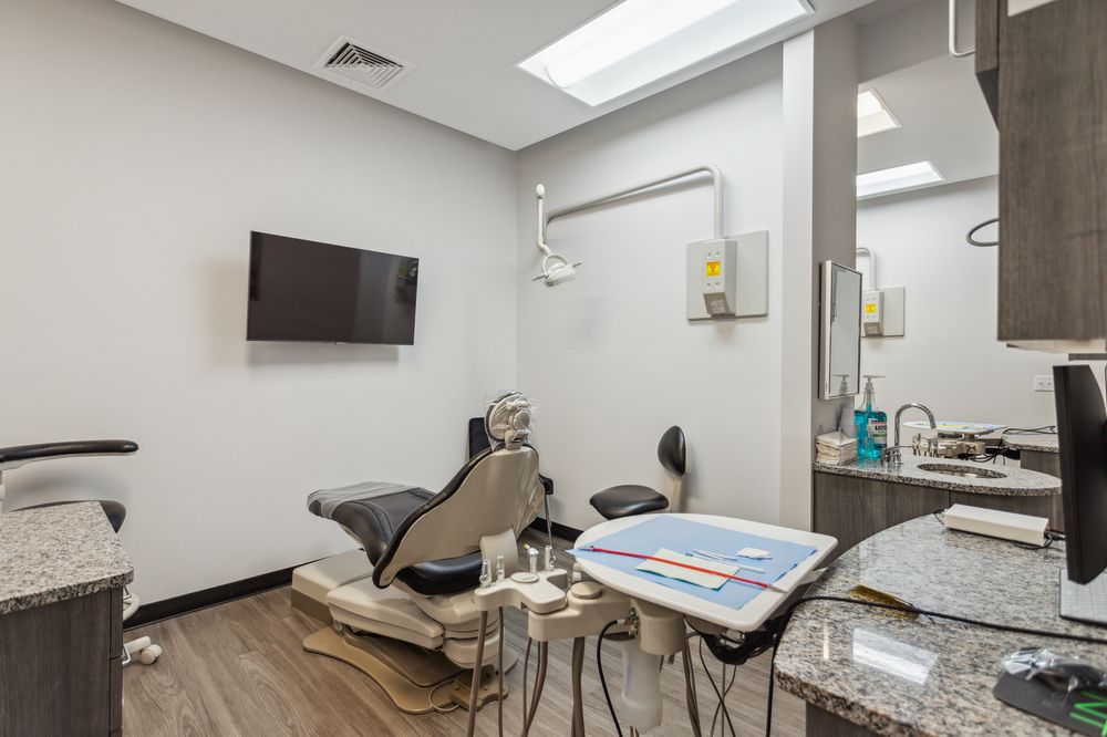 MINT DENTISTRY HAMMOND Updated September 2024 16 Photos 2107 W