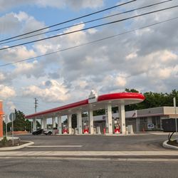 Petro-Canada - The gas station looks great!