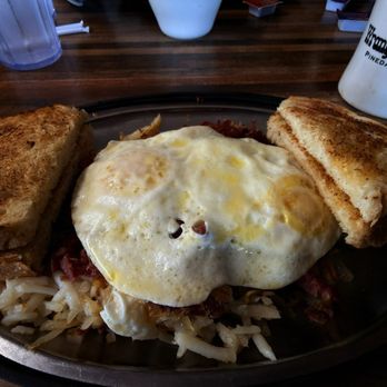 Wrangler Cafe - Corned beef hash with over easy eggs - New American Near Me - Pinedale, Wyoming