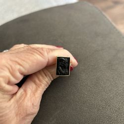 Custom ring