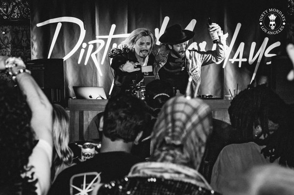 Dirty Mondays by null