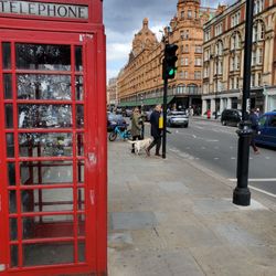 Harrods - Exterior from the phone bhoot