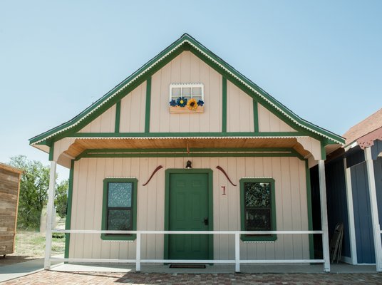 Yellow Rose Inn by null