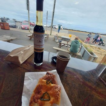Bigfoots Beach House - Coffee & croissant jalapeño & artichoke-spinach - Coffee & Tea Near Me - Depoe Bay, Oregon