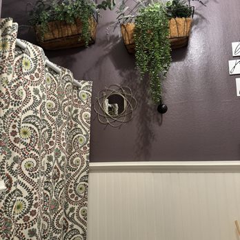 Thirsty Cafe Coffee Bar - Restroom wall decor - Coffee & Tea Near Me - Cascade Locks, Oregon Thirsty Cafe Coffee Bar - Restroom wall decor - Coffee & Tea Near Me - Cascade Locks, Oregon