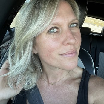 Blonded By A Brunette - Highlights, with money piece and root smudge - Hair Stylists Near Me - Denver, Colorado