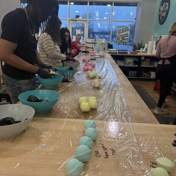 Buff City Soap - Bath-bomb makers - Cosmetics & Beauty Supply Near Me - Toledo, Ohio