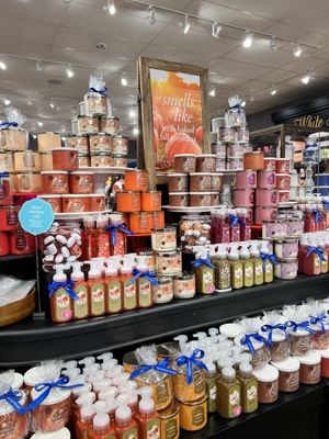 Bath & Body Works, 13276 N Prasada Pkwy Ste 140, Surprise, AZ