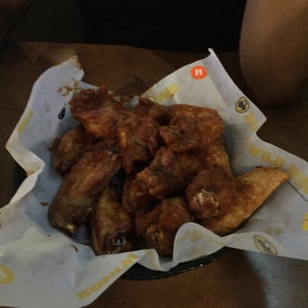 Buffalo Wild Wings - Medium size wings ! - American Near Me - Long Beach, California