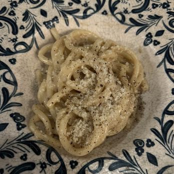 Sorella's - Cacio e Pepe - Italian Near Me - Virginia Beach, Virginia