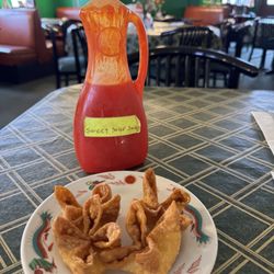 Crab Rangoon w/ sweet & sour sauce
