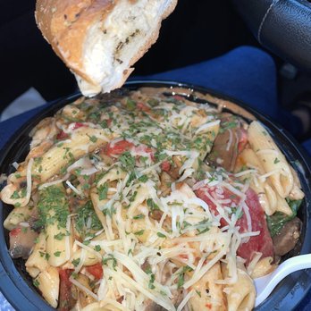 The Mad Italian - Chicken Penne with no black olives, added spinach and sautéed mushrooms - Italian Near Me - Chamblee, Georgia