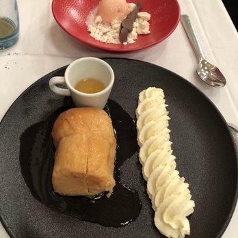 La Cigale - Grapefruit Sorbet and Rum Baba - French Near Me - Nantes, 44 La Cigale - Grapefruit Sorbet and Rum Baba - French Near Me - Nantes, 44