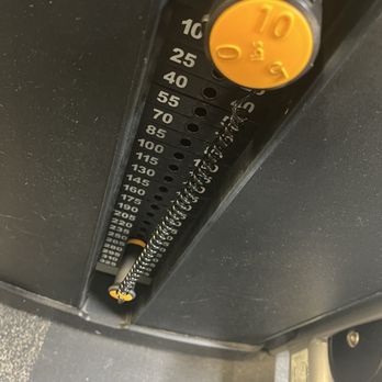 Fitness 19 - Leg press pr - Trainers Near Me - Camarillo, California