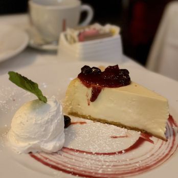 Benjamin Steakhouse - NY cheesecake - Steakhouses Near Me - New York, New York Benjamin Steakhouse - NY cheesecake - Steakhouses Near Me - New York, New York