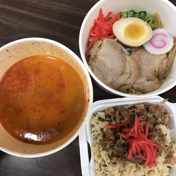 Ramen Yukinoya - Large Tonkotsu Ramen Red with a side of Fried Rice (+ $2.75 for ramen combo) - Ramen Near Me - Arcadia, California Ramen Yukinoya - Large Tonkotsu Ramen Red with a side of Fried Rice (+ $2.75 for ramen combo) - Ramen Near Me - Arcadia, California