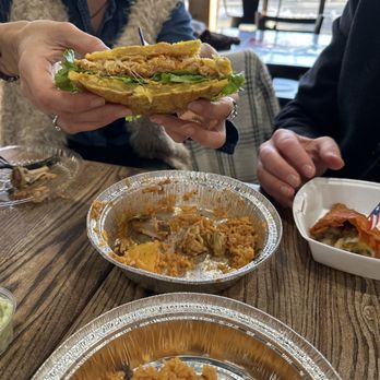 La Isla - Chicken Tostones - Puerto Rican Near Me - Hamden, Connecticut
