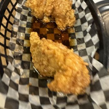 Kinjo - Fried chicken with soy garlic - Japanese Near Me - Calgary, Alberta Kinjo - Fried chicken with soy garlic - Japanese Near Me - Calgary, Alberta