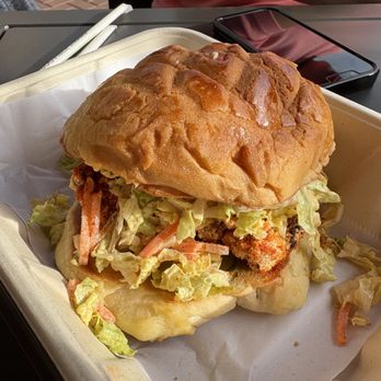 Bopomofo Cafe - Spicy Taiwanese Fried Chicken Sandwich - Cafes Near Me - Irvine, California