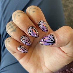 Hollywood Nails and Day Spa
